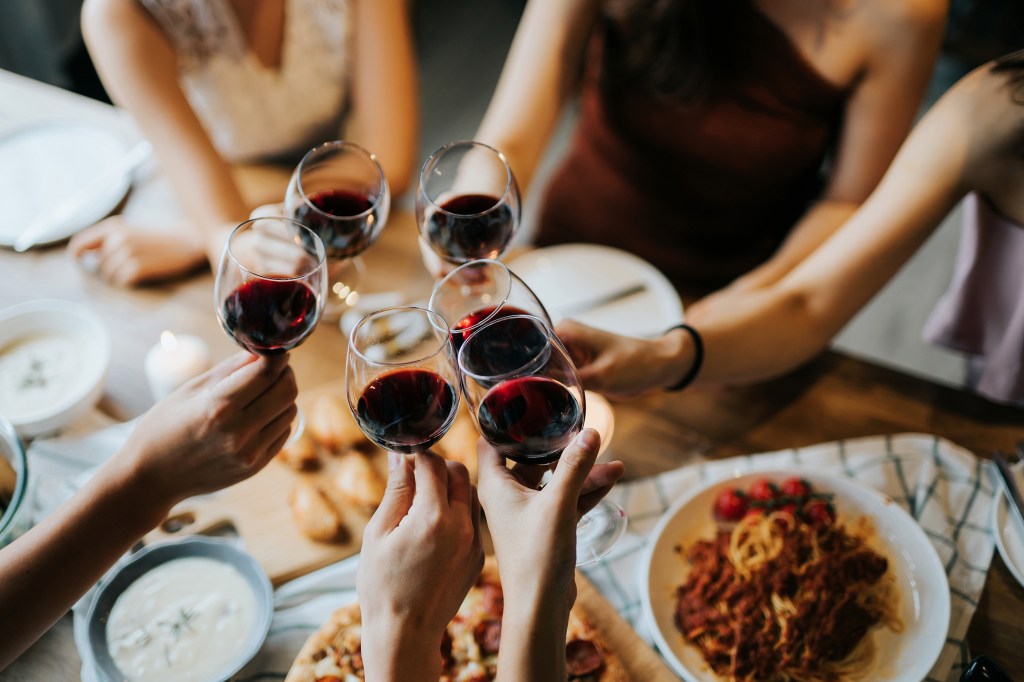 5 Wine Hacks Pros Have Been Keeping a Secret Until Now