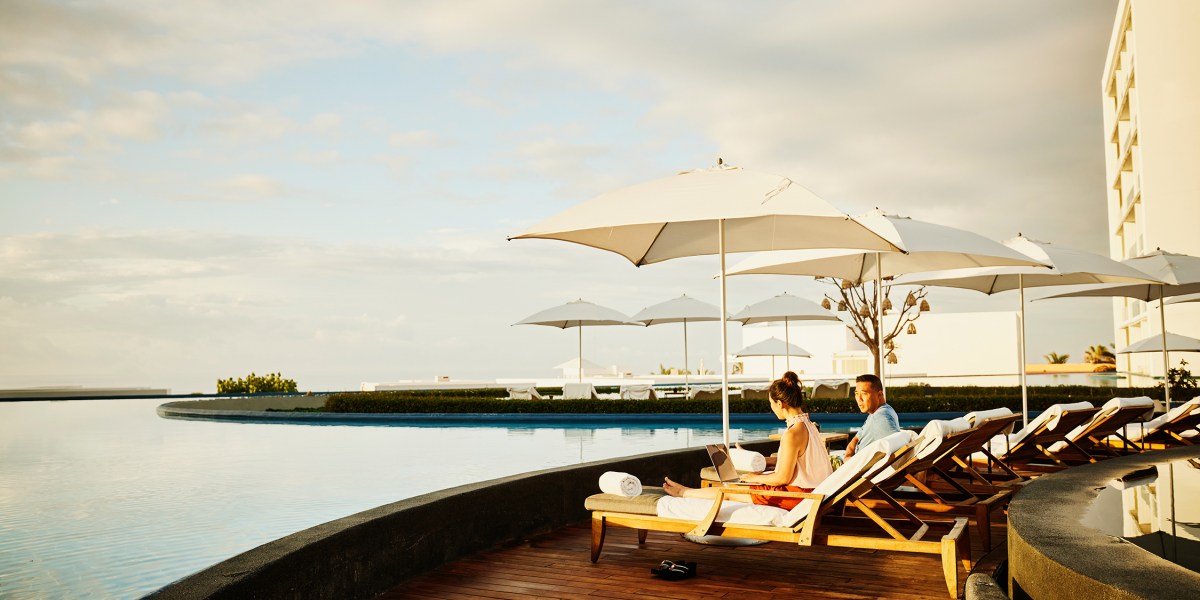 Can AI Plan Your Vacation? What to Know Before Your Next Trip