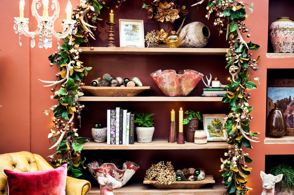 5 New Holiday Decor Trends to Style Your House for the Season