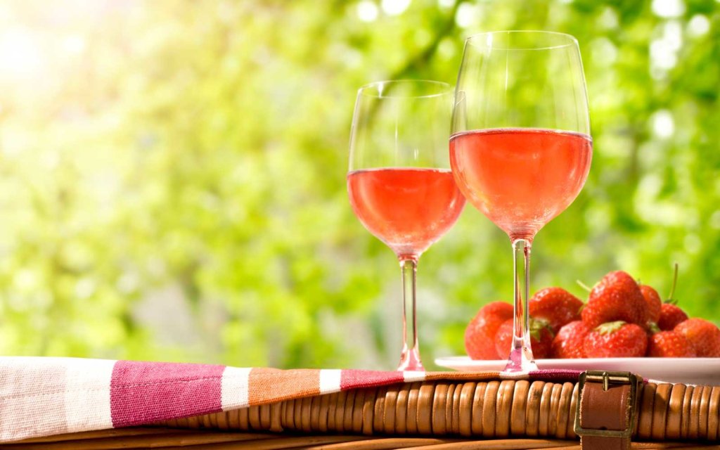 These Rosé-Flavored Berries Will Only Be Available for a Limited Time
