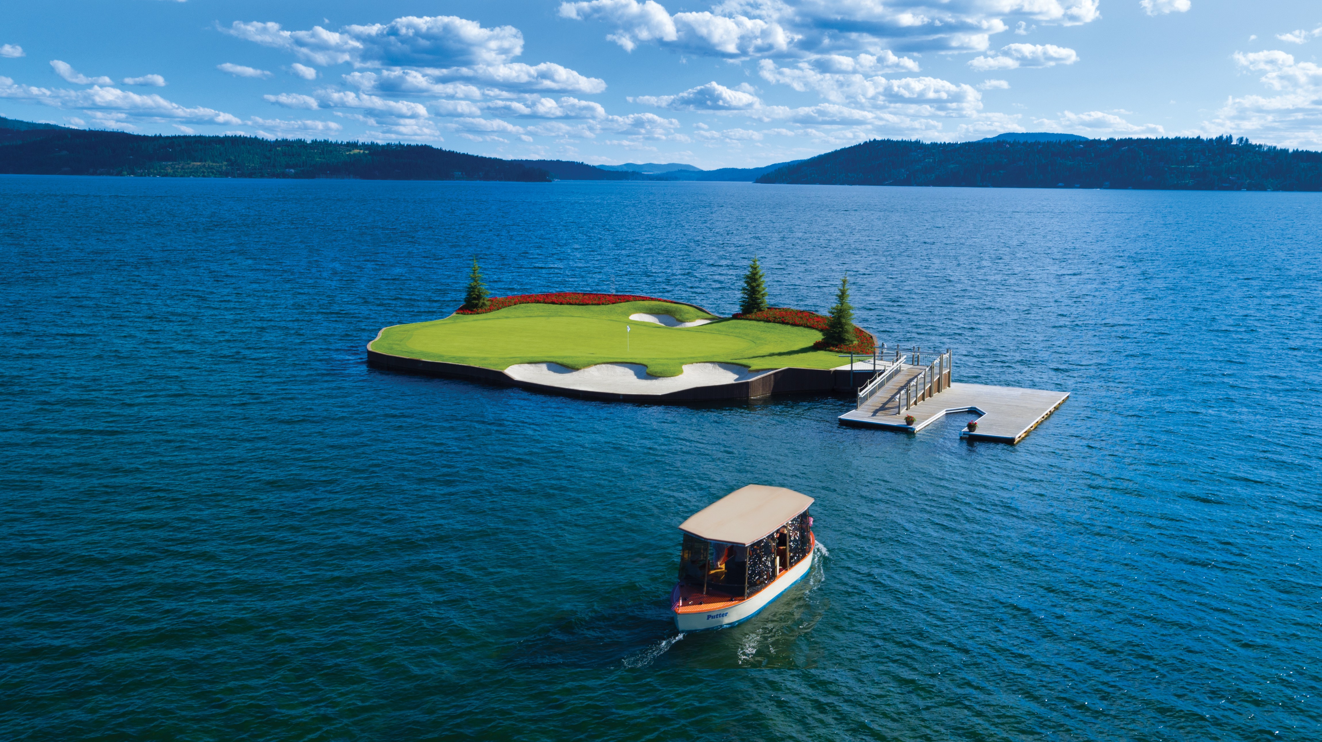 the-floating-green-at-coeur-dalene-golf-course