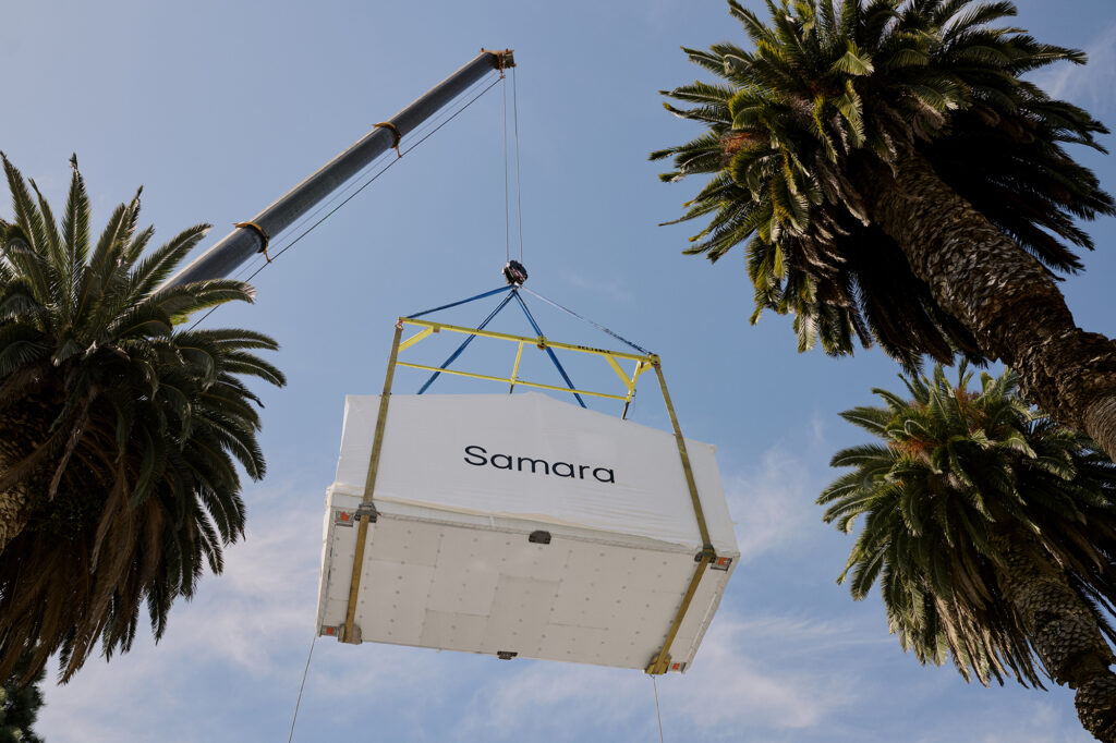 Samara Backyard XL 8 Module on Crane