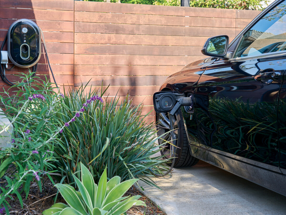 Electric Vehicle Charging Station