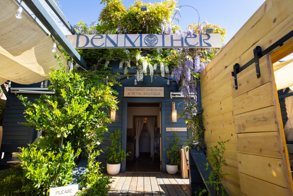 Den Mother Entrance