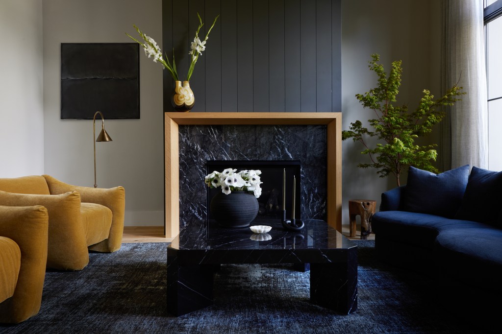 This Is How You Make a Large Home Feel Warm and Cozy