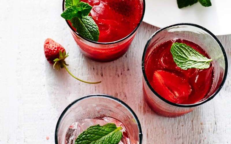 strawberry-hibiscus-cooler