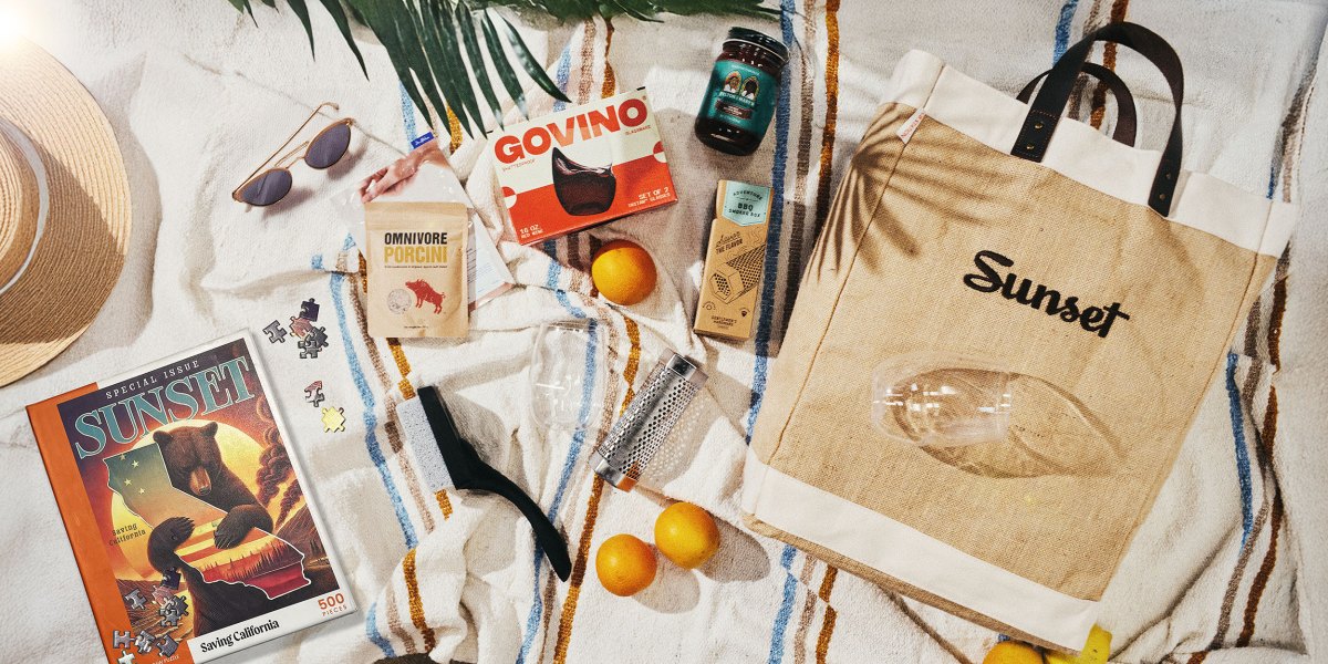 Sunset Summer Box 2025