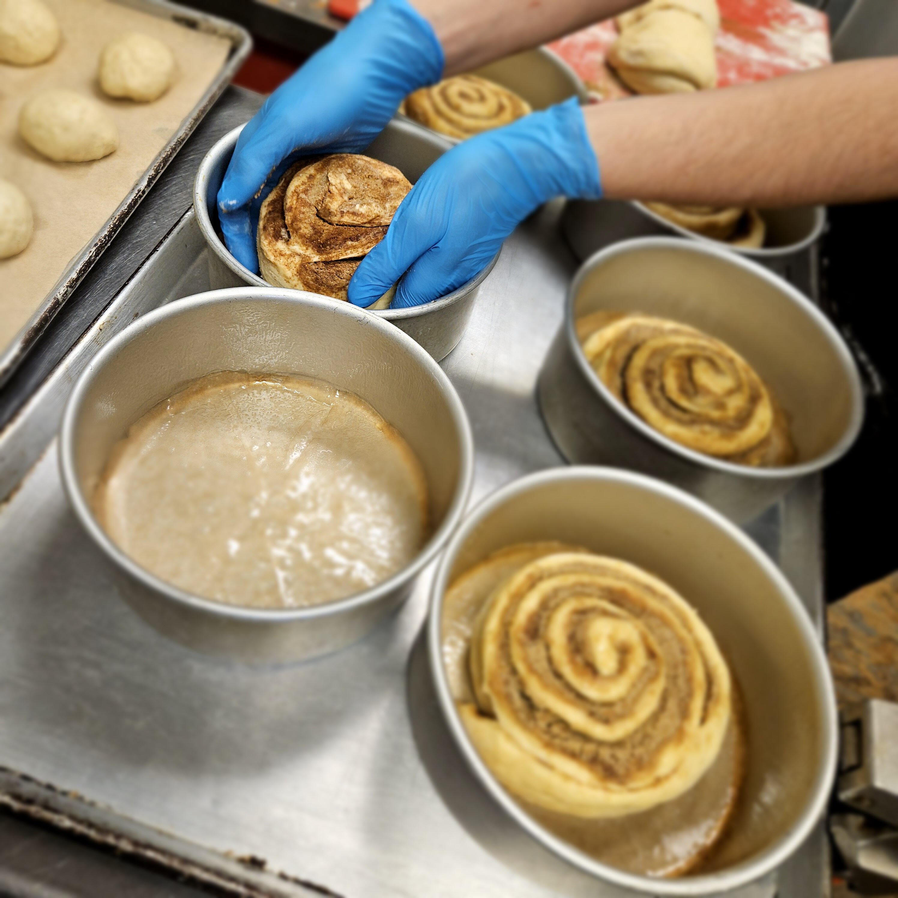 giant-hawaiian-cinnamon-rolls-are-made-fresh-in-the-sea-glass-grill