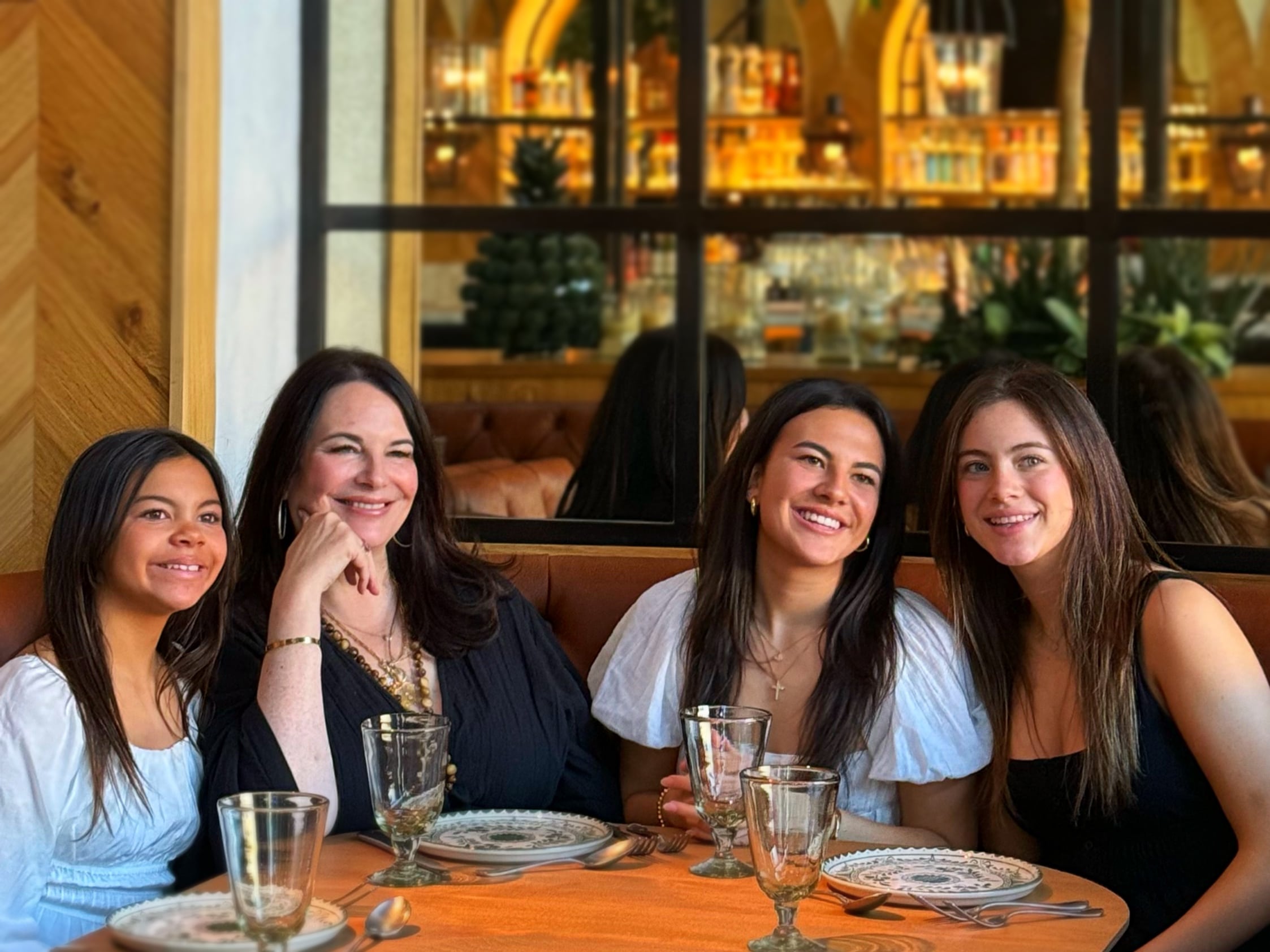 elena-duggan-and-her-daughters
