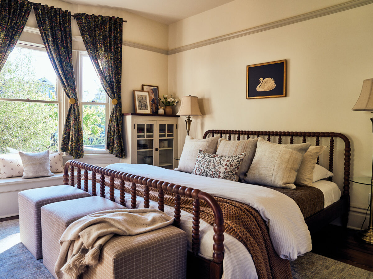 The Craft House Inn Lotus Suite Bedroom