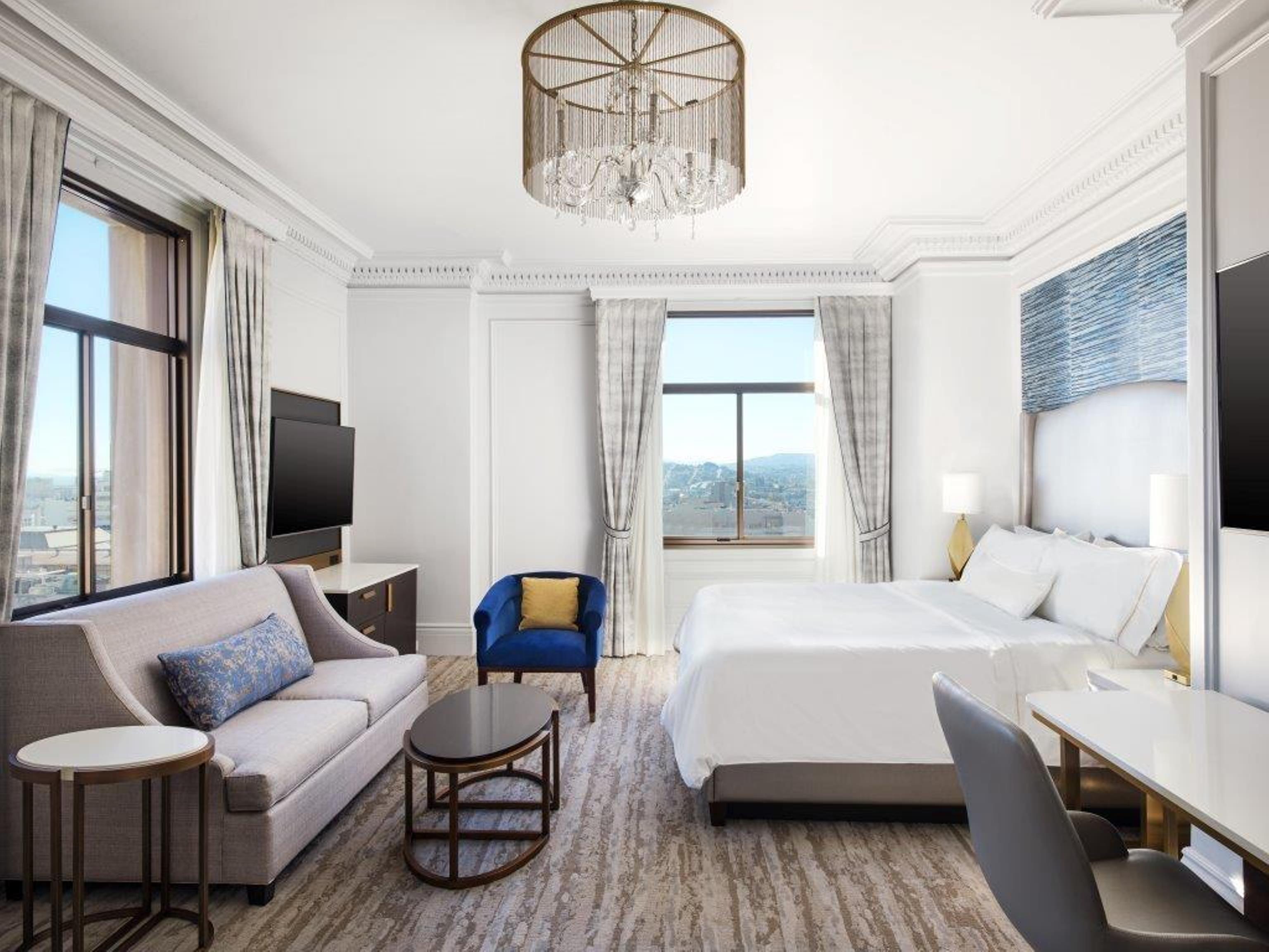 landmark-guest-room