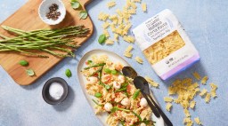 Trader Joe's Organic Mafalda Corta Pasta Lifestyle Shot