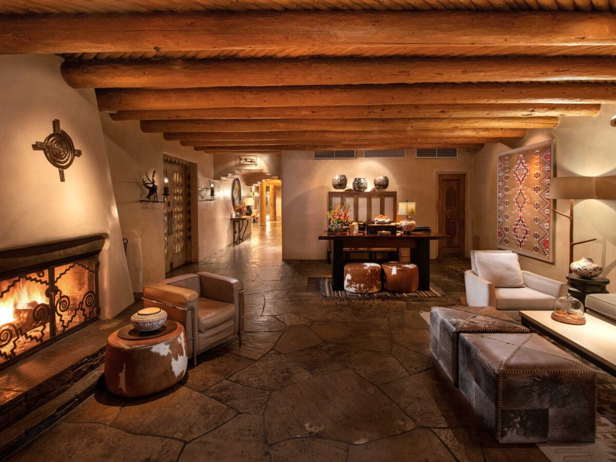 Rosewood Inn of the Anasazi Lobby