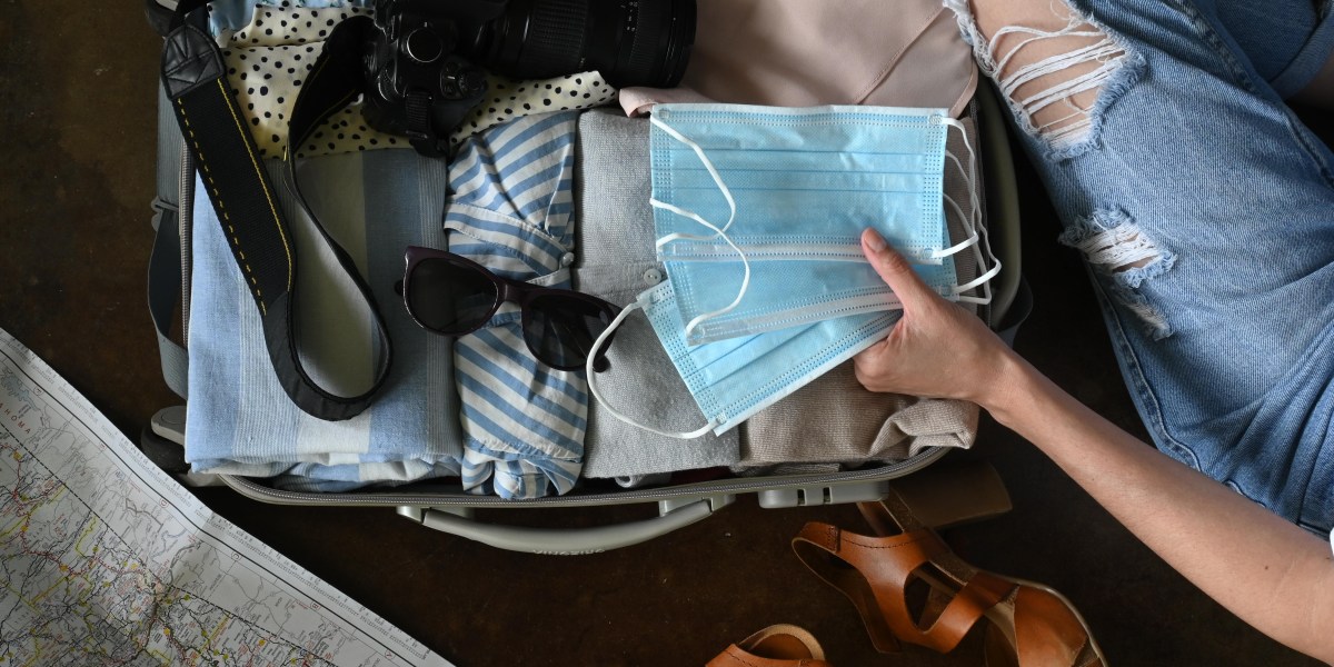 travel etiquette packing bags