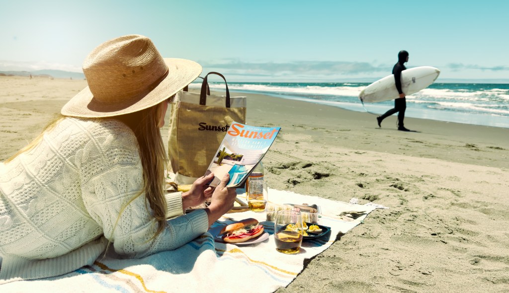 This Is Why Sandwiches Taste Better at the Beach, According to Science