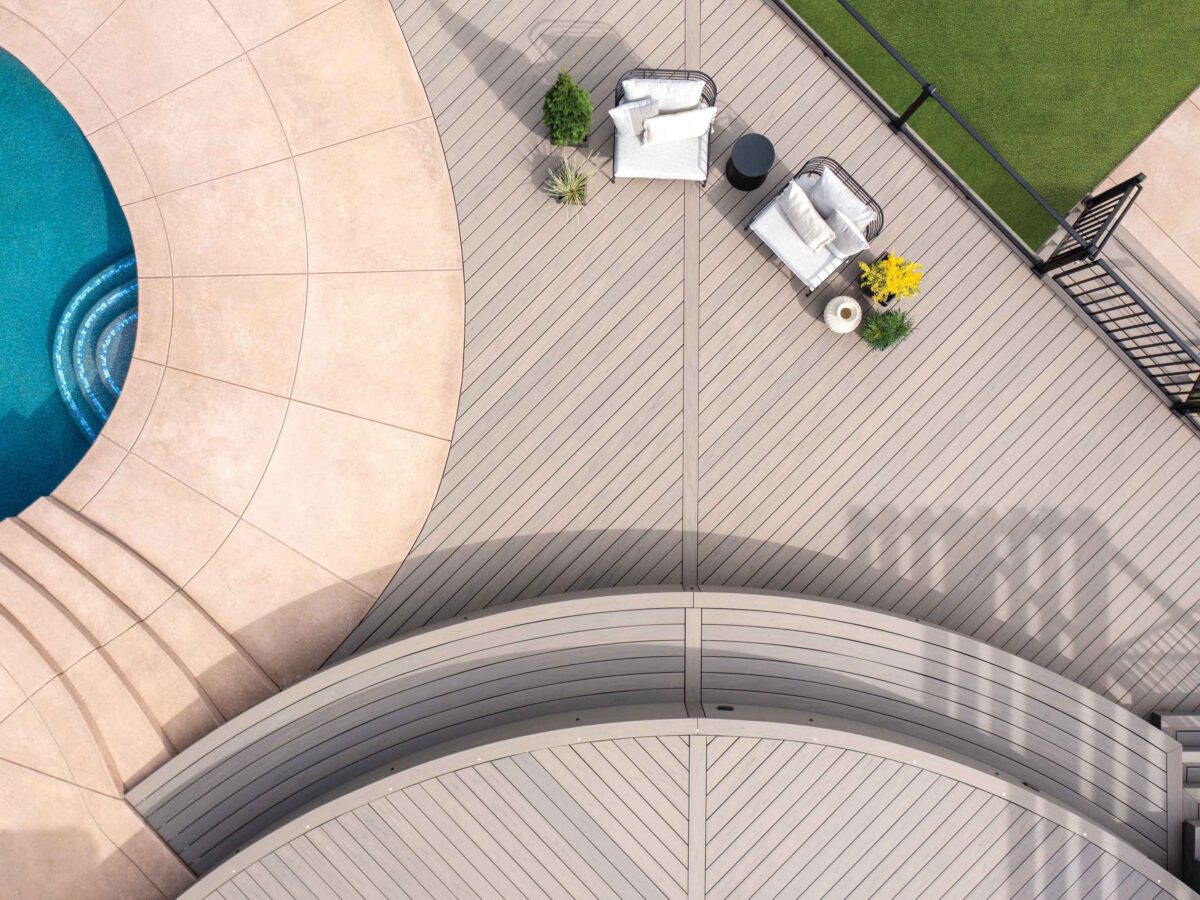 Trex Signature Decking in Biscane