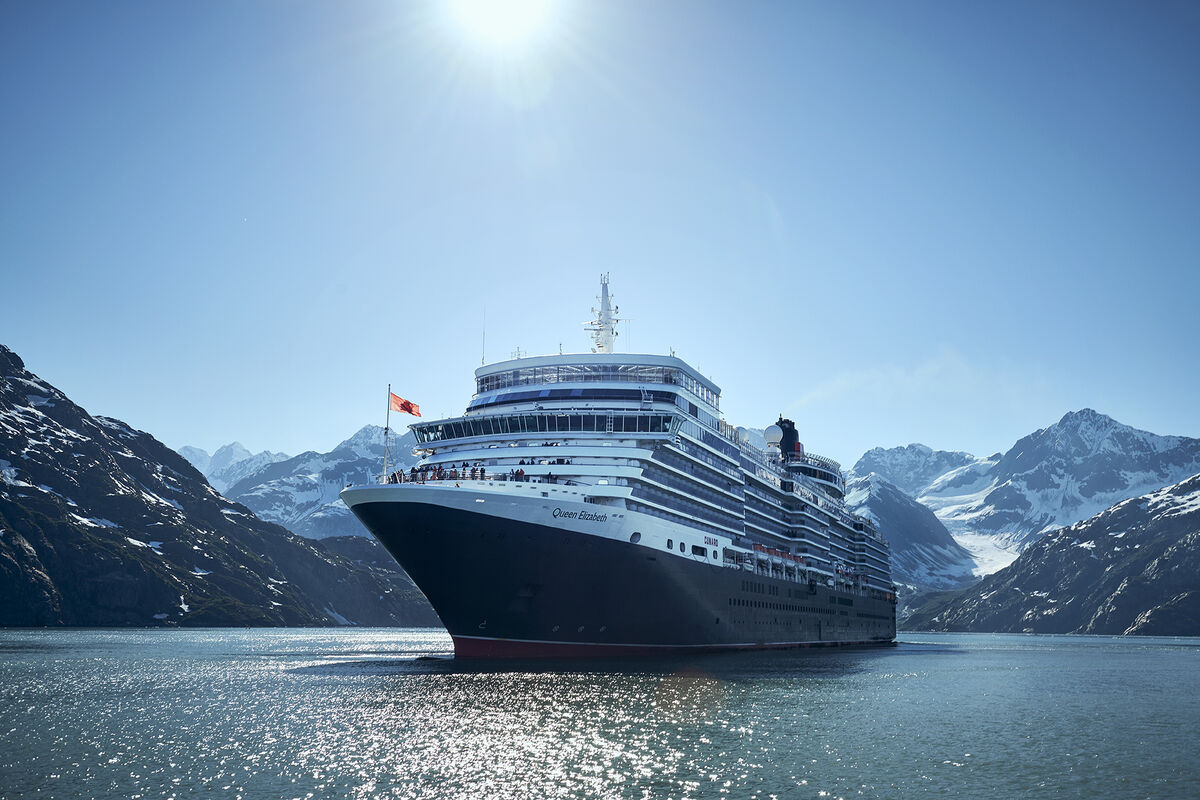 cunards-queen-elizabeth-on-her-alaska-voyage