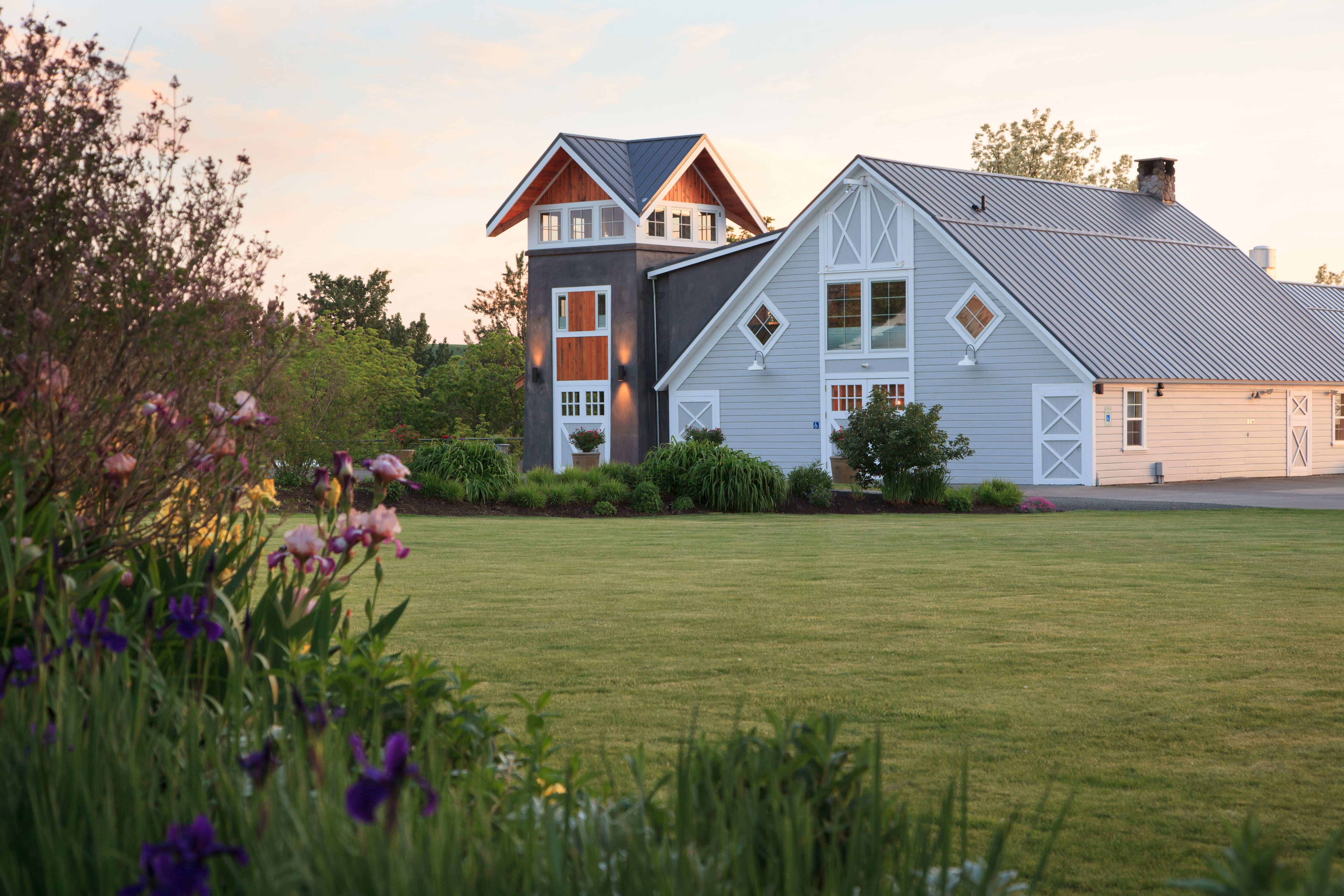 the-hayloft-l-and-the-small-barn-r