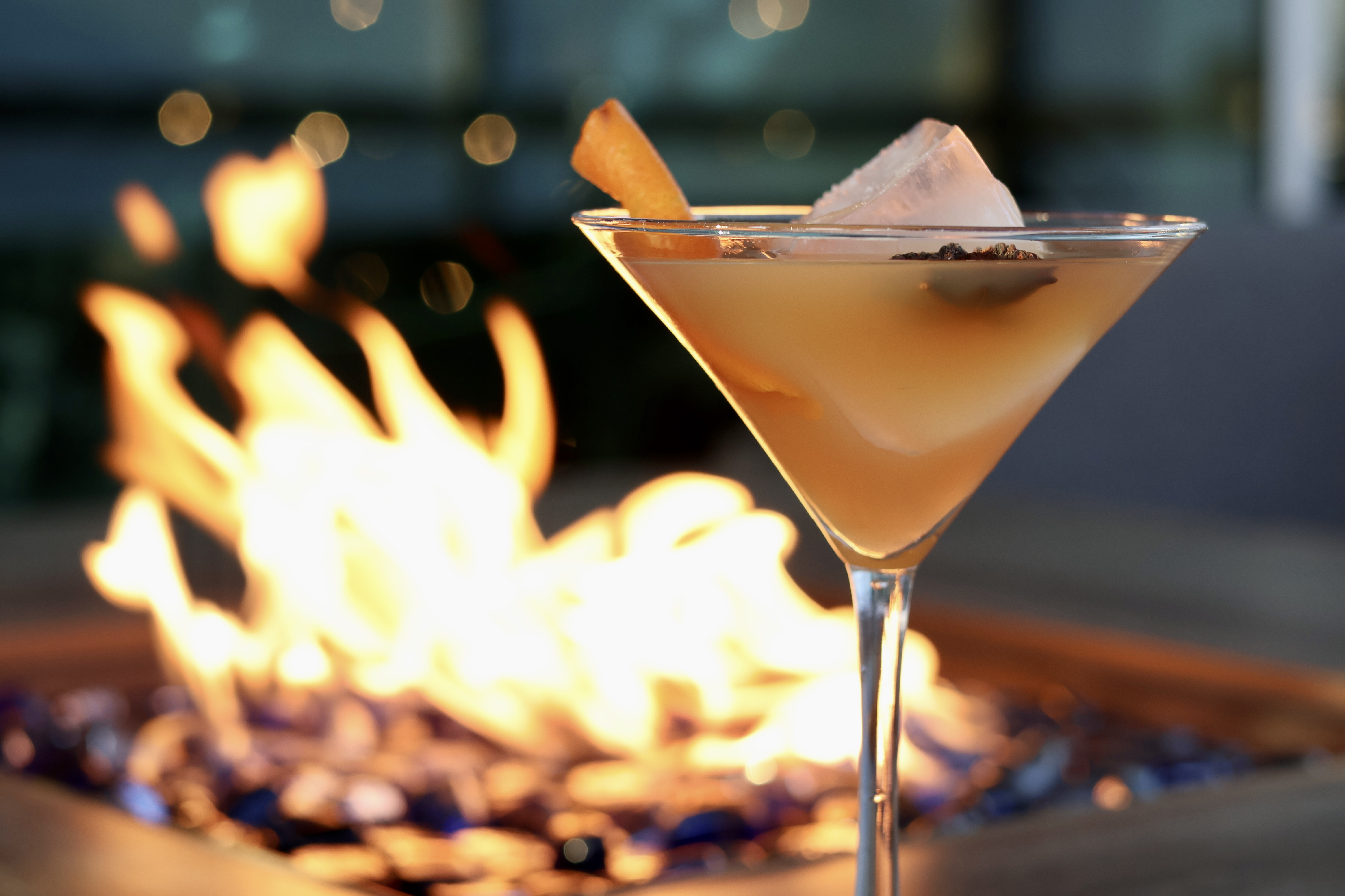 cocktails-by-the-fire