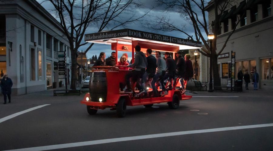 healdsburg-pedal-powered-wine-bar-crawl