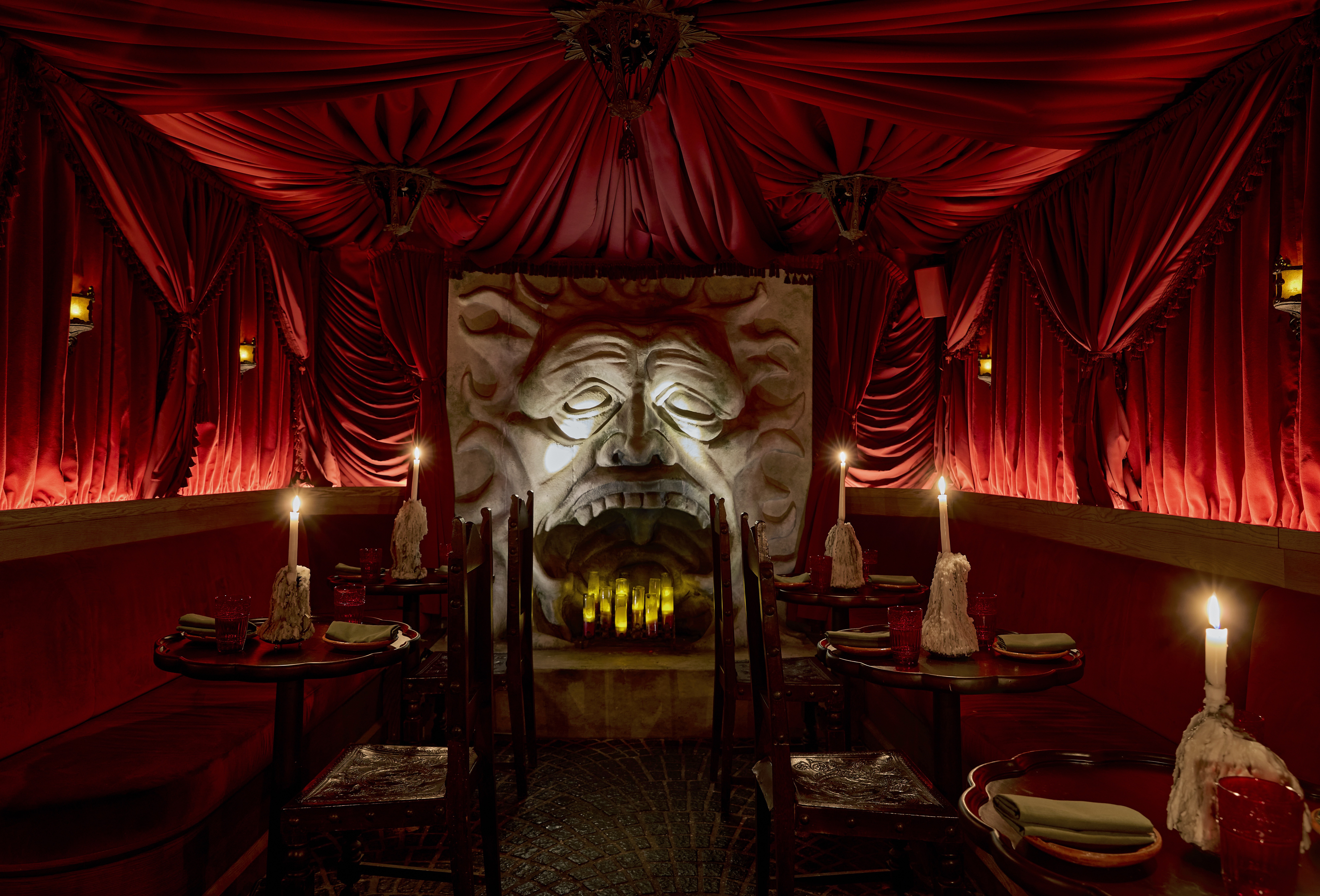 quixote-interior