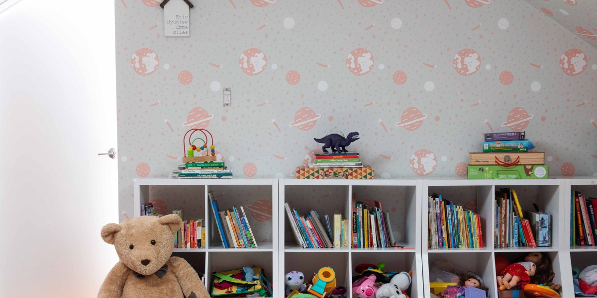 Wallpaper Bookcase Flynne Nathanson