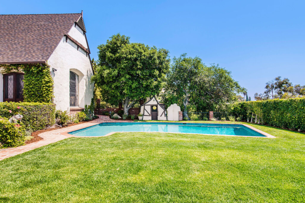 Walt Disney Los Feliz House Pool