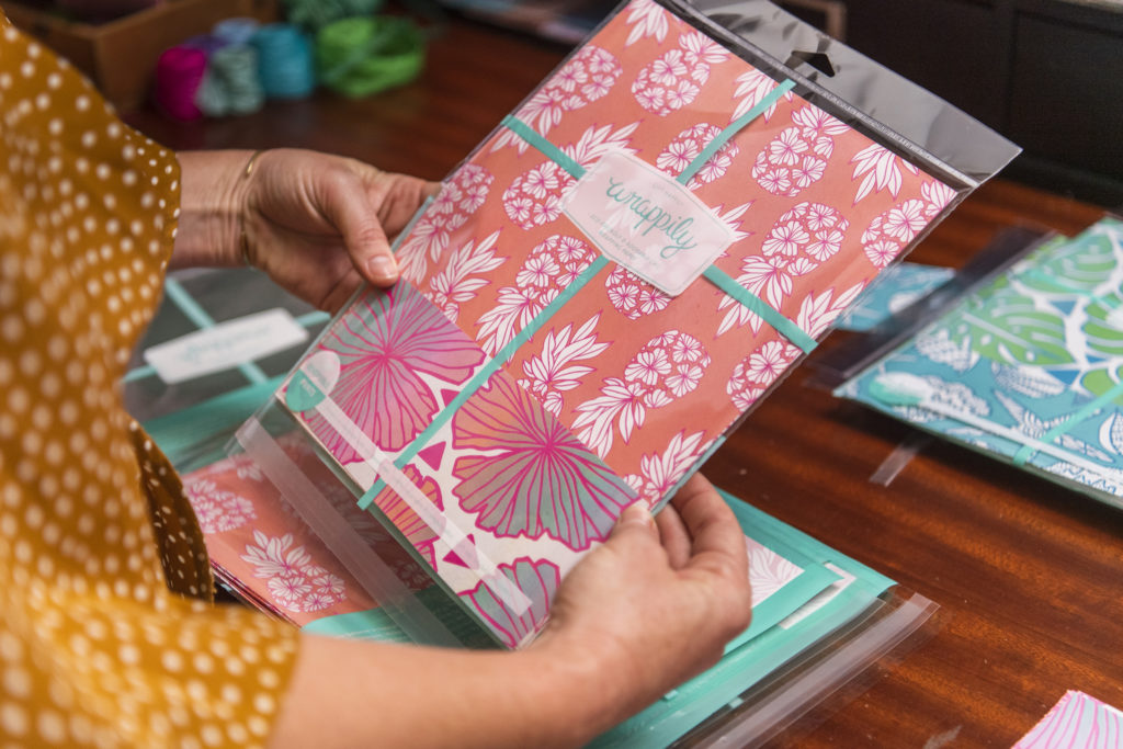 Wrappily wrapping paper in packaging