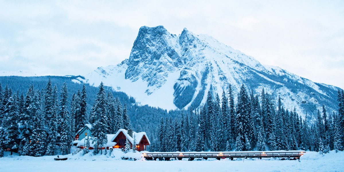 Winter Lodges Emerald Lake Lodge