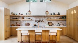 Wood Kitchen Cabinets