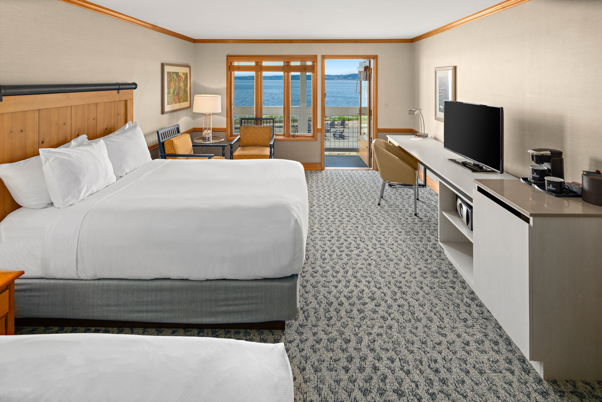 water-view-premium-queen-room