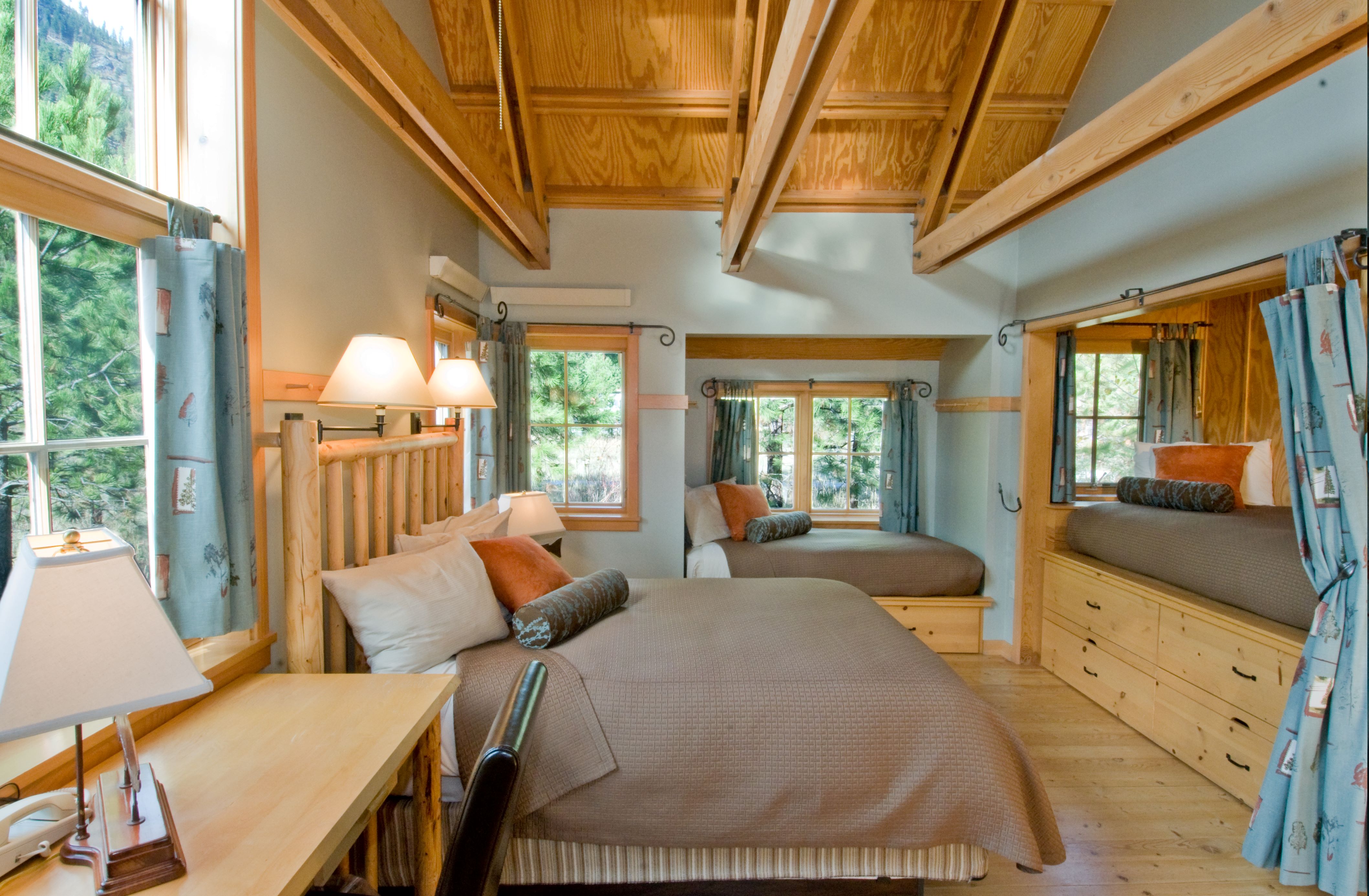 double-alcove-room