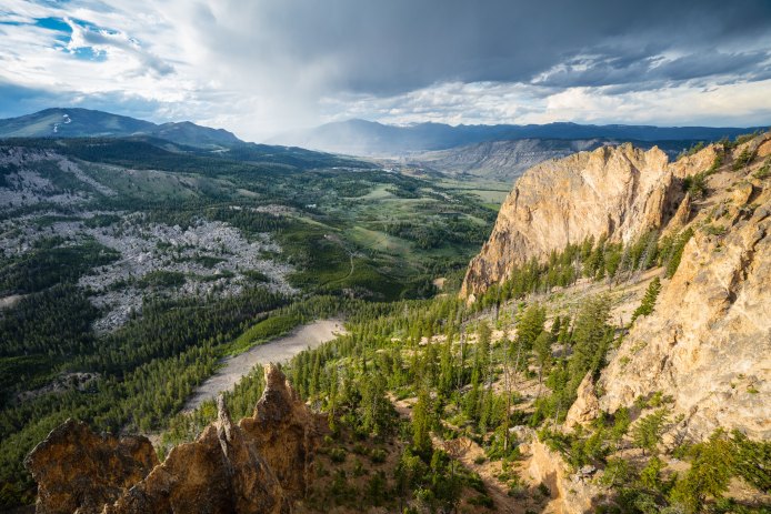 View from Bunsen Peak Trail with view of Sepulcher Mountain at Yellowstone